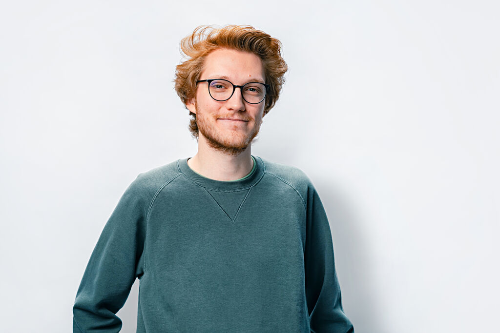 2023 11 30 Meta Design Felix Held0174 ret Medium Size